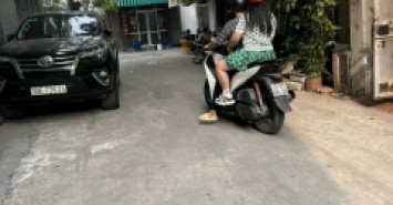Bán nhà TT Cầu Giấy - Ô tô Vào Nhà - KD Văn Phòng - DT 94m x MT 7,2m - Giá đầu tư