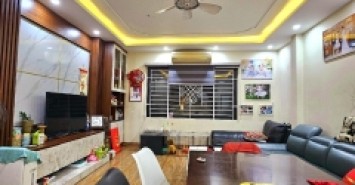 Bán nhà Nguyễn Khang - Cầu Giấy - 65m x MT 4m Nhỉnh 10 tỷ - Ô tô Tránh - KD - VP
