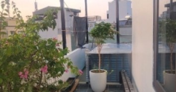 NGÕ THÔNG TỨ TUNG, KINH DOANH, ÔTÔ ĐỖ NGÀY ĐÊM, THANG MÁY, NHÀ MỚI TINH