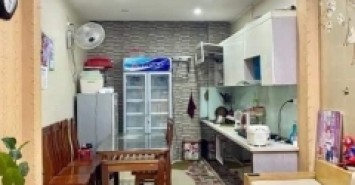 NHÀ PHỐ 8/3 – NGỒI TRUNG TÂM, ĐỨNG GẦN TIỆN ÍCH!