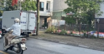 Bán đất mặt phố Phúc Lợi lô góc 3 mặt thoáng, vỉa hè 2 bên, 93m,MT6m,15 tỷ xíu