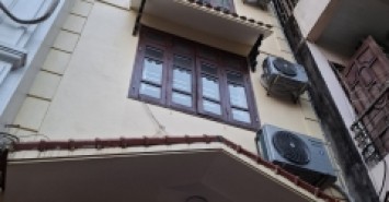 BÁN NHÀ THỤY PHƯƠNG - BẮC TỪ LIÊM - DT42M2 -MT5M - 4 TẦNG - GIÁ HƠN 5 TỶ - NGÕ Ô TÔ