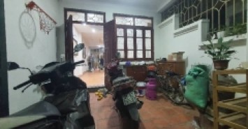 GẦN PHỐ - GẦN ÔTÔ - DIỆN TÍCH RỘNG - KHUNG CỘT CHẮC CHẮN