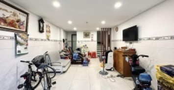 5 Tầng Mới Tinh + Lê Quang Định Bình Thạnh + 40m2 HXH + MT 4m Chỉ 6 tỷ 8