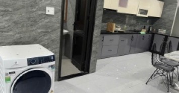 Bán Tòa căn Hộ 6 tầng, 21 phòng, đường Hòa Nam 2, sát bến xe Đà Nẵng,cho thuê 65 triệu/tháng