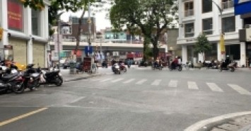 Bán 120M mặt phố mai hắc đế tặng nhà hai bà trưng
