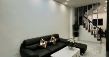 Bán Nhà Trương Định - Thịnh Liệt , DT55m ,Giá Hơn 5 Tỷ,Ngõ Thông , oto qua nhà