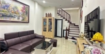 Bán Nhà Nguyễn Chính - Tân Mai ,DT 42m x 5T ,Giá Hơn 10 tỷ , oto ,Thang máy ,KD