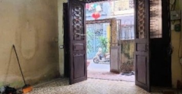 Bán 52m phân lô phố 8 tháng 3 tặng nhà ô tô kinh doanh hai bà trưng