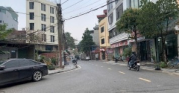 Bán đất TĐC X6 Thạch Bàn Cổ Linh,mặt vườn hoa,sát đường Cổ Linh,100m MT7m, 21 tỷ dư