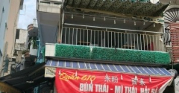 Bán nhà mặt tiền đường Minh Phụng, P.9, Q.11. Diện tích 4.5m x 13m, giá 20 tỷ.