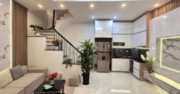BÁN NHÀ -PHÚC LỢI LONG BIÊN -MỚI XÂY-PHÙ CHO GIA ĐING CÓ NHU CẦU Ở LUÔN