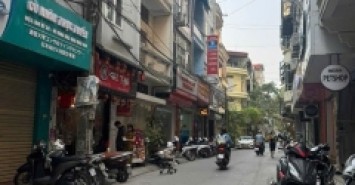 Phố Huỳnh Thúc Kháng - Phân lô, vỉa hè 2 bên - Kinh doanh văn phòng, lớp học - Sổ đỏ vuông đẹp