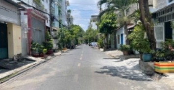 BÁN ĐẤT TẶNG NHÀ CẤP 4 ĐƯỜNG 6M Ô TÔ ĐẬU CỬA, GẦN SÂN BAY TIỆN DI CHUYỂN MÀ KHÔNG ỒN, LH 0965526259 THÚY
