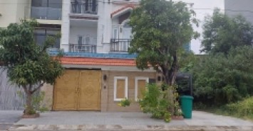 Biệt Thự Mặt Phố 49,Tân Quy,Q7,TPHCM,120m2 giá 26 tỷ. 7 lầu .