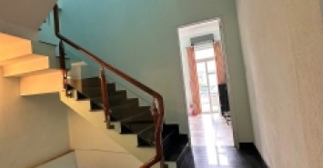 ♥ Nhà kiệt 5m thẳng 40m ra Nguyễn Hữu Thọ, 56m2, 3 tầng đúc, sạch đẹp, 5.1  tỷ