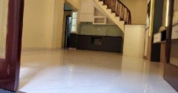 TÔN ĐỨC THẮNG 36 M, 3 TÂNG, 3 NGỦ, 2 WC, NHÀ CHẮC CHẮN KIÊN CỐ, THOÁNG SÁNG, GIẾNG TRỜI VƯỢNG KHÍ. CHỈ 5,5 .SỔ ĐỎ CC, VUÔNG ĐẸP, KHU VỰC DÂN CƯ PHÁT TRIỂN, TIỀM NĂNG TĂNG GIÁ HÀNG NGÀY.LH EM HOÀNG: 0975948906