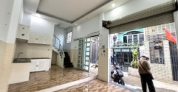 TIN ChẤN ĐỘNG, HẺM XE HƠI THÔNG, Gần Chợ Hiệp Bình, Thủ Đức, Dtsd 148m2 chỉ 3.15ty