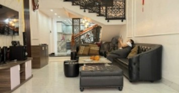 BÁN NHÀ 3 TẦNG MẶT PHỐ KINH DOANH, TRUNG TÂM PHÚC YÊN - VỊ TRÍ VÀNG!