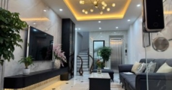 BÁN NHÀ VÕ CHÍ CÔNG CẦU GIẤY, ÔTÔ, DÂN XÂY CHẤT, 5T THANG MÁY, 40M2 GIÁ 11 TỶ 680