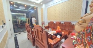NHÀ KHƯƠNG ĐÌNH - Ô TÔ - KINH DOANH DT 41m2 5 tầng mặt tiền 3.6 tỷ giá 11.5 tỷ.