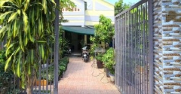 Kinh Khủng Khiếp, Nhà Dt 200m2, ngang 6, Mặt Tiền, Quận 9, Giá chỉ 2.95ty