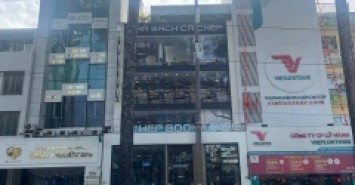 CHO THUÊ 200M2 NGÕ NGUYỄN THỊ MINH KHAI, Q.1, GIÁ 300 TỶ, SỔ HỒNG