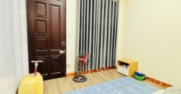 Bán nhà trung tâm Bồ đề -50m -5 tầng -oto bé -ngõ cực nông-nhỉnh 9 tỷ