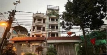 BÁN ĐẤT LÔ GÓC CẦU GIẤY  Ô TÔ, NGÕ THÔNG,  MẶT TIỀN RỘNG 9M, 221M CHÀO 54 TỶ