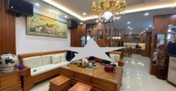 Mua đất tặng Biệt thự nhà vườn, Hoàng Văn Thái, Thanh Xuân. 160m2, mt 8,5m, giá chỉ 40 tỷ.