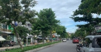 GIẢM 500TR
NHÀ 5 TẦNG - HẺM XE HƠI -BÌNH TÂN - KHU VIP TÊN LỬA-(4.1×14) 60M2 , NHỈNH 7.9Tỷ CHỦ CẦN BÁN