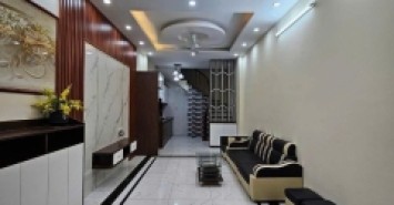 Tư Đình - Nhà 5 tầng 38m2 - Ô tô đỗ cửa - chỉ 6.9 tỷ