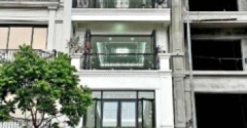 siêu phẩm LÂM HẠ- LONG BIÊN , nhà mới 46m2, , 7 tầng , thang  máy, ngõ to  như phố ,ô tô tránh