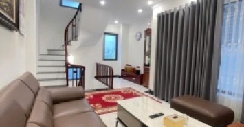 Vũ Xuân Thiều - Hàng xóm Vinhomes - 45mx 6 tầng chỉ 6.3 tỷ