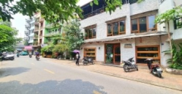 MẢNH ĐẤT VÀNG NẰM NGAY TẠI CON PHỐ TRUNG KÍNH CẦU GIẤY.

CHỦ CẦN BÁN GẤP HẠ SỐC 18 TỶ.