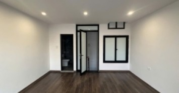 Nhà Tứ Liên - Tây Hồ - 5 tầng - thang máy - chuẩn công năng, về ở luôn giá 9,4 tỷ
