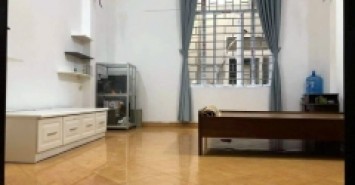 Bán nhà Hào Nam 30 ra phố - Nhà 25m xây 5 tầng giá 5.75 tỷ
