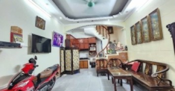 10M RA ĐƯỜNG BỜ SÔNG- TRƯƠNG ĐỊNH- 35M2- 5T- 6.5TỶ NGÕ 3 GÁC TO THÊNH THANG