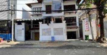 *Bán nhà 3 tầng, full nội thất, đường Lê Văn Thịnh, cách biển NTT chỉ 500m, giá 7,9 tỷ