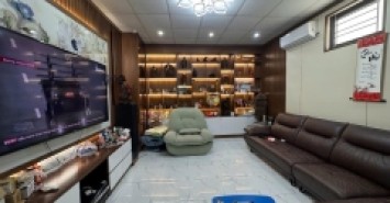 Bán nhà 2 tầng mặt đường Hoàng Ngọc Phách - Quán Nam vị trí cực đẹp