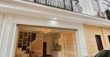 32M² – NGÕ 206 CỔ LINH (ĐÀM QUANG TRUNG) – MẶT TIỀN 4.9M – 5 TẦNG – Ô TÔ ĐỖ CỬA – GẦN CẦU VĨNH TUY, AEON MALL – GIÁ 7.95 TỶ