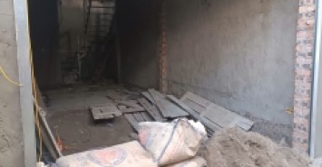 Chính chủ bán nhà 2 tầng 36m phố Bùi Huy Bích, ô tô đỗ cửa, ngay đường lớn