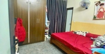 HẠ TRẠI NGÕ RỘNG LÔ GÓC 3 THOÁNG - 7 CHỖ ĐỖ CỬA 35m2 4 tầng mt 5m Giá 5.8 tỷ