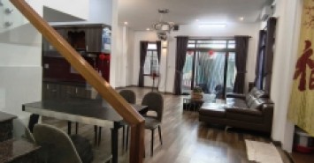 ♣ Gần MT Ông Ích Khiêm khu Big C, 95m2, ngang 7.3m, 3 mặt thoáng, 2 tầng thoáng đẹp, 5.x tỷ nhỏ