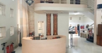 *Bán nhà đường (10m5) Trịnh Công Sơn, Sát Xô Viết Nghệ Tĩnh, dt 100m2, Giá 12 Tỷ