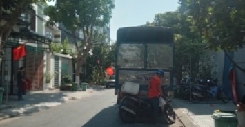 *Bán nhà đường Hoàng Đạo Thuý, ngay Lê Đại Hành, dt 120m2, giá 6,5 Tỷ
