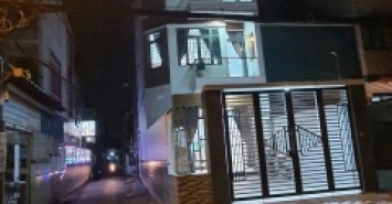 Bán nhà góc 2 mặt tiền đường 11 trường thọ thủ đức TPHCM.Lh 0909428959.