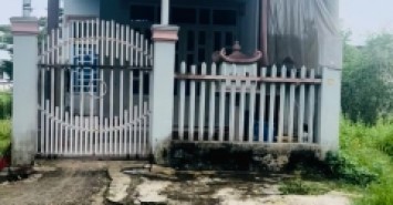 Bán nhà 2PN KDC SGHT LaGi giá ngộp chỉ 1.1 tỷ gần biển sổ riêng