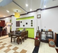 Bán nhà mặt phố Bà Triệu, 80m2, 6 tầng, mặt tiền 4.5m, 61.8 tỷ, vỉa hè rộng, kinh doanh đỉnh