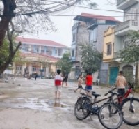 Bán nhà: Tựu Liệt, 34m2, 5 tầng, oto đỗ cửa, cạnh chợ, trường học. Nhỉnh 6 tỷ chút